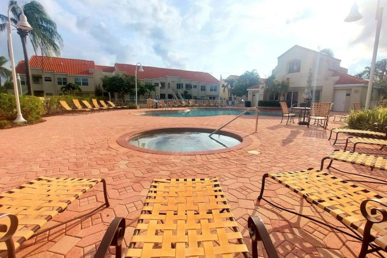 Paradise Sol 2Bd2Ba Condo On Golf Course Near Bch เซนต์ปีเตอร์สเบิร์ก ภายนอก รูปภาพ